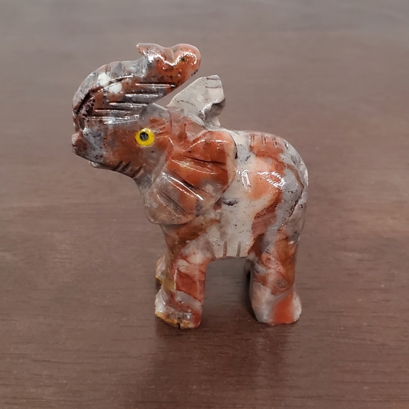 Soapstone Crystal Elephant - Picture 1 of 8